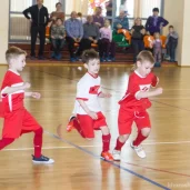 детская футбольная команда спартаковец на живописной улице изображение 2 на проекте khoroshevomnevniki.ru