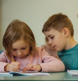 частный английский детский сад sun school на набережной новикова-прибоя  на проекте khoroshevomnevniki.ru